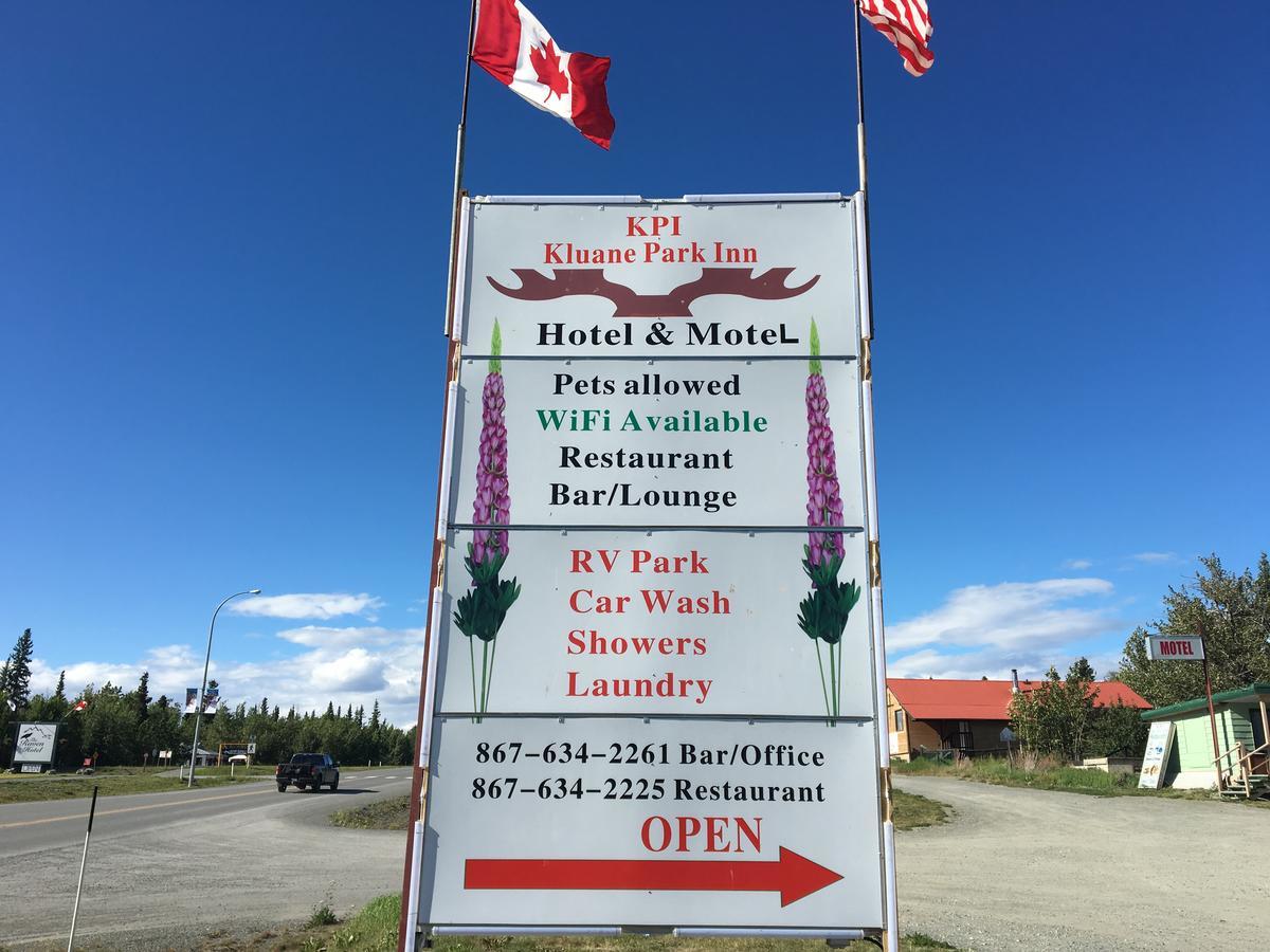 Kluane Park Inn Haines Junction Exterior photo
